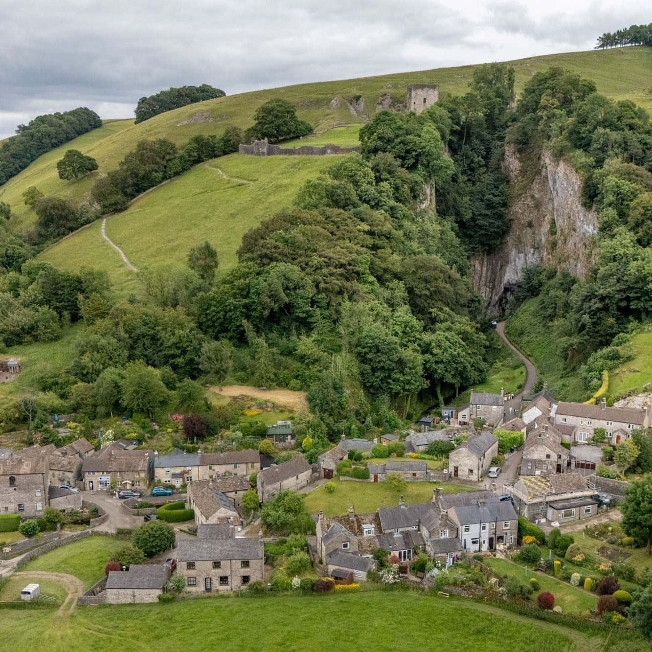 Holiday cottage self-catering accomodation Castleton Dog Friendly Cottage