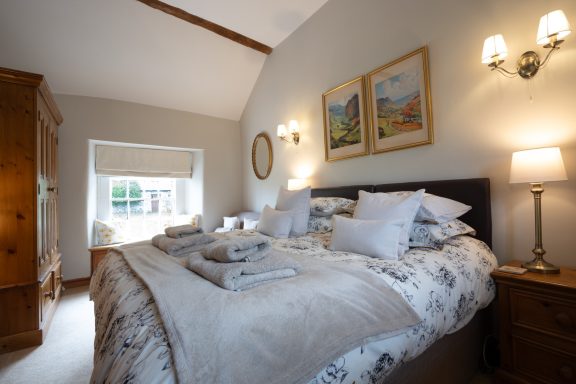 Buttercup Cottage Large Bedroom