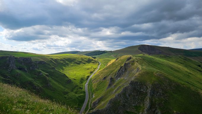 Stunning view over Winnats Pass
