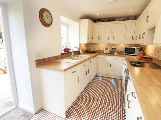 Kitchen diner